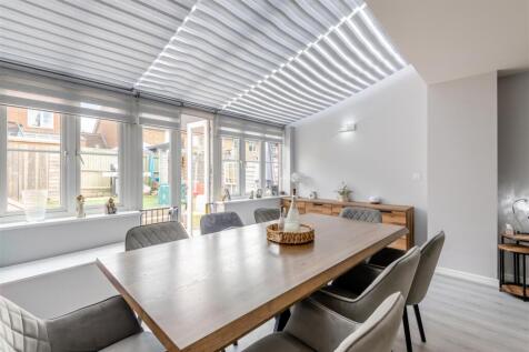 8655469-interior16.jpg