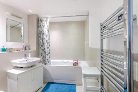 8656197-interior12.jpg