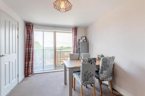 8656197-interior09.jpg