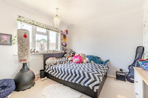 8656746-interior16.jpg