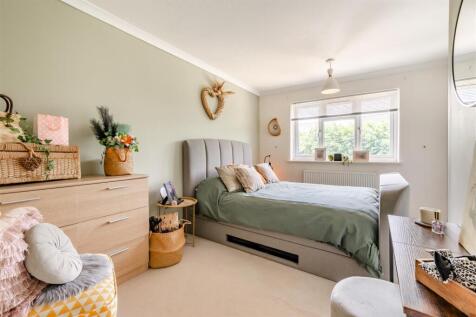 8656746-interior14.jpg