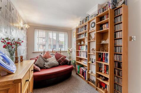 8657719-interior14.jpg