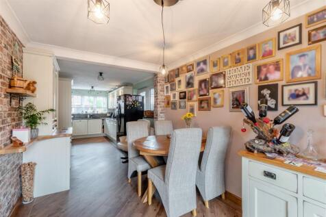8657719-interior22.jpg