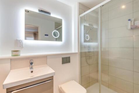 8660212-interior12.jpg