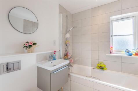 8660212-interior20.jpg