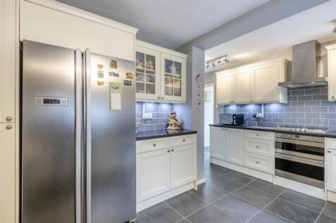 8662394-interior13.jpg