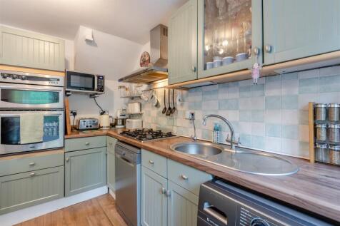 8660344-interior14.jpg