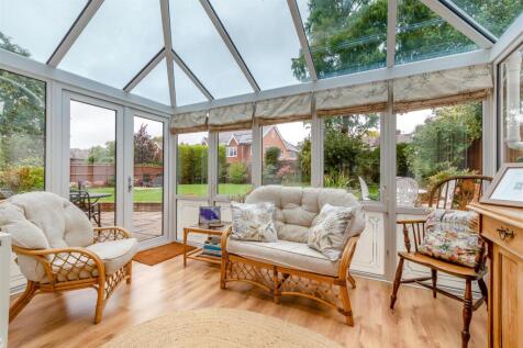 8663735-interior01.jpg