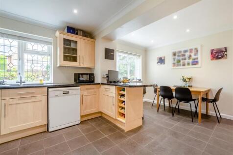 8663735-interior15.jpg
