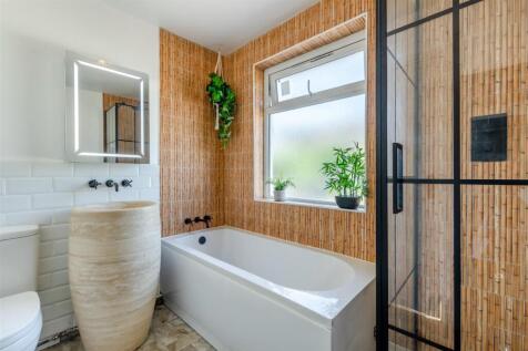8664321-interior16.jpg