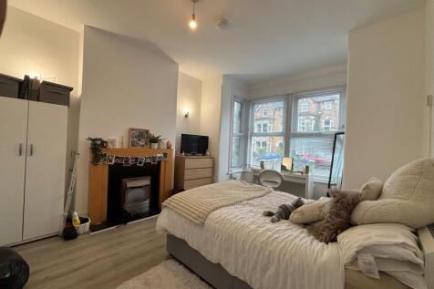 Room 8