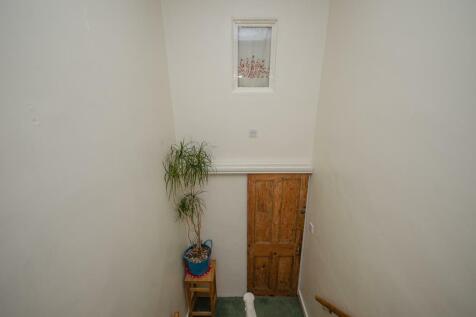 Newton St-40.jpg