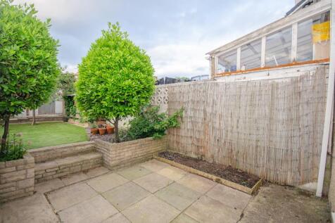 5 Crowther Park-04.jpg