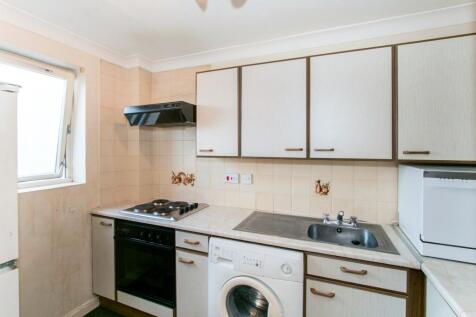 de832bf5-3187-4317-8