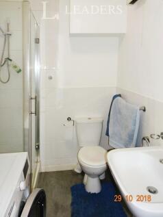 f0b4608a-Bathroom_st