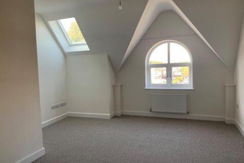 119996752_3925296817