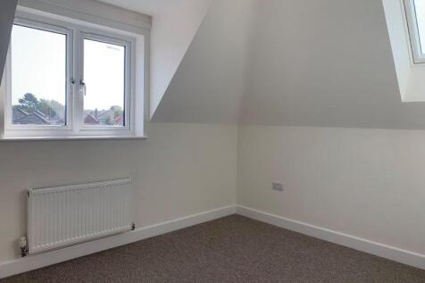 120092444_2834143300