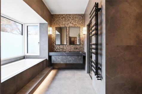 bedroom 1 Ensuite