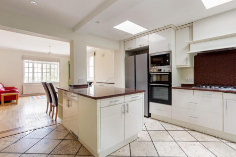 Kitchen 3