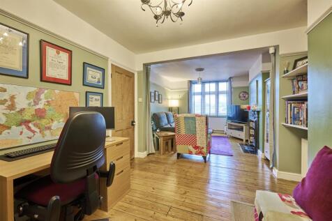 39 Brook Rd Oakham - COEA-15.jpg