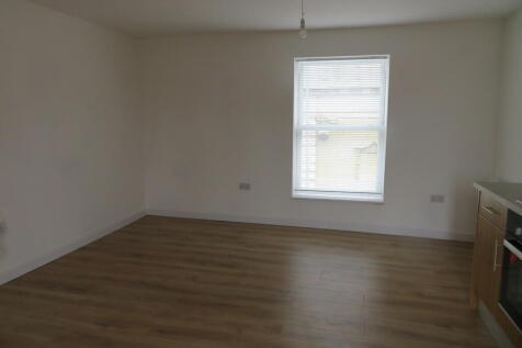 KITCHEN/LOUNGE
