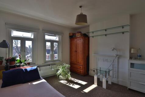 Room 2.JPG