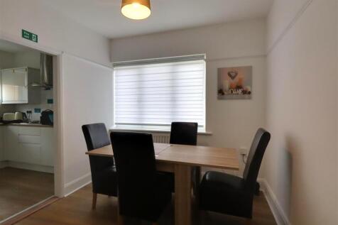 Dining Room.jpg