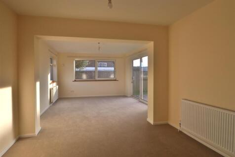 Dining Room 2.JPG