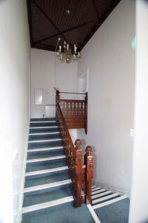 35D1273B-83AB-44F...