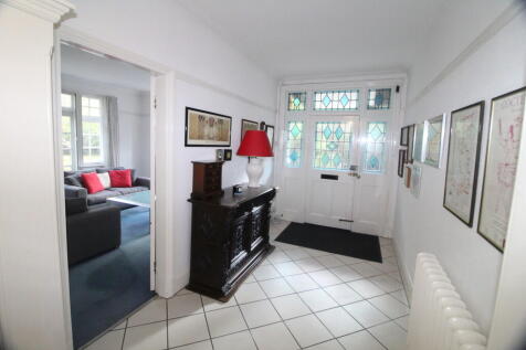 D3FD5EED-6173-441...