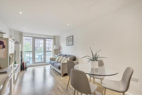 Open Plan Living/Dining