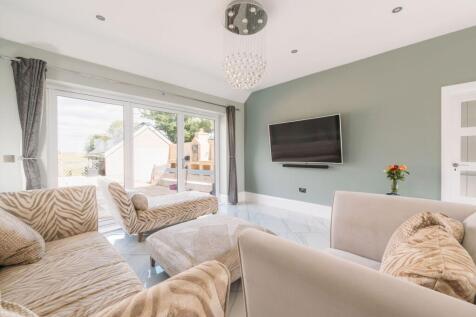 Kitchen/Family Room
