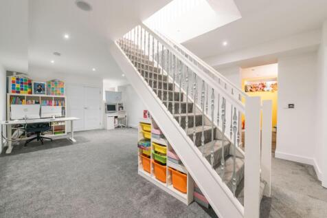 Lower Groundfloor