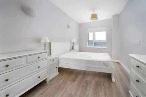 11 To Let 2 Bedroom Flat Croydon  www.islingtonpro