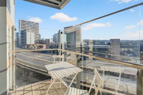 To Let 1 Bedroom Flat Vertex Wandle Road CR0 www.i