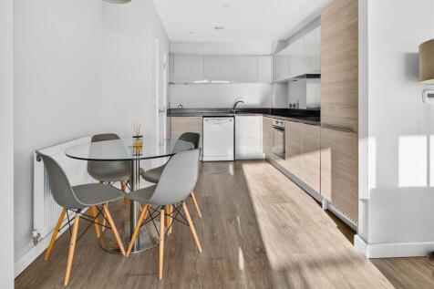 To Let 1 Bedroom Flat Vertex Wandle Road CR0 www.i