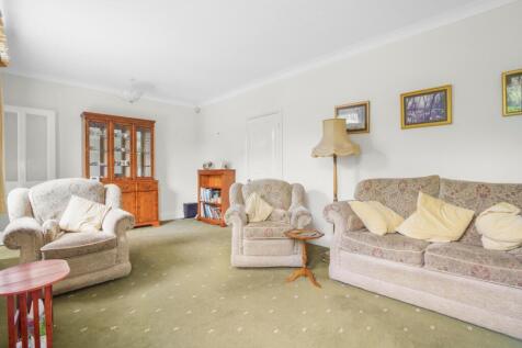 Lounge 2