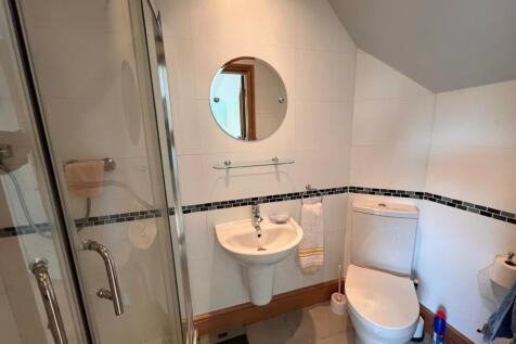 2nd En-Suite