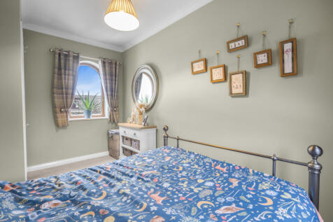 Bedroom 2 2