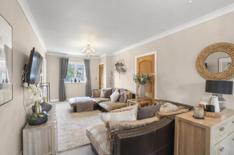 Lounge 3