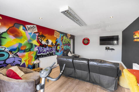 Second Lounge 2