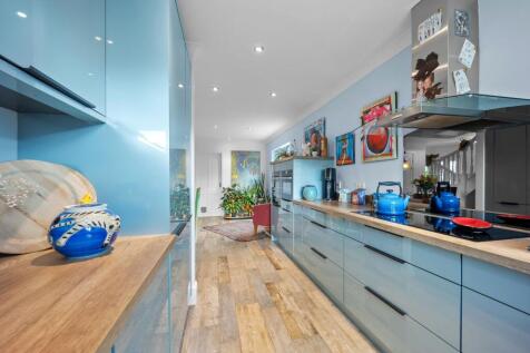 Property Image 6