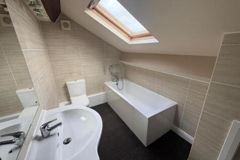 WhatsApp Image 2025-11-04 at 10.54.27 (7).jpeg