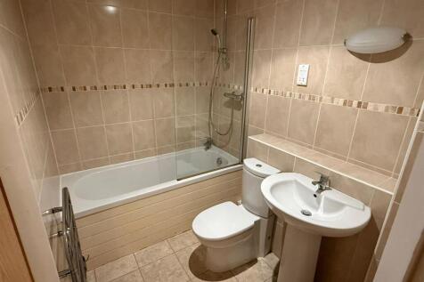 WhatsApp Image 2025-11-25 at 15.53.10 (1).jpeg