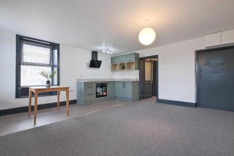 Living / Kitchen