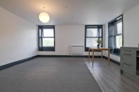 Living / Kitchen