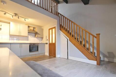 Lounge/Kitchen