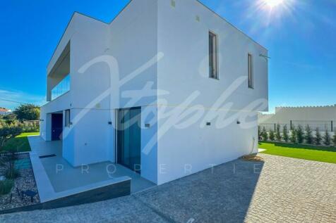 Brand New Modern 4 Bed Villa For Sale In Loule (42)