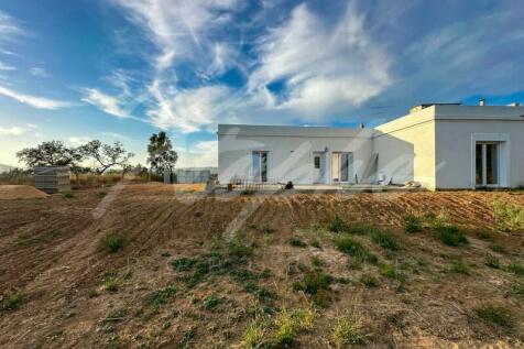 Fully Renovated 3 Bed Country House For Sale In Querença Loulé (3)