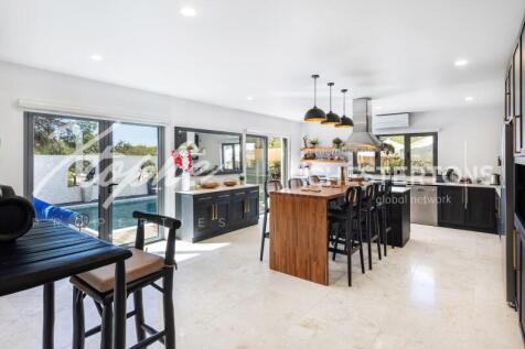 Almancil 6 Bed Villa For Sale Algarve (30)